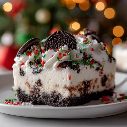 No-Bake Christmas Oreo Lasagna Recipe