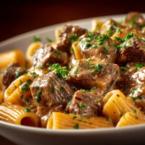 Home 3 The Ultimate Slow Cooker Garlic Beef Pasta